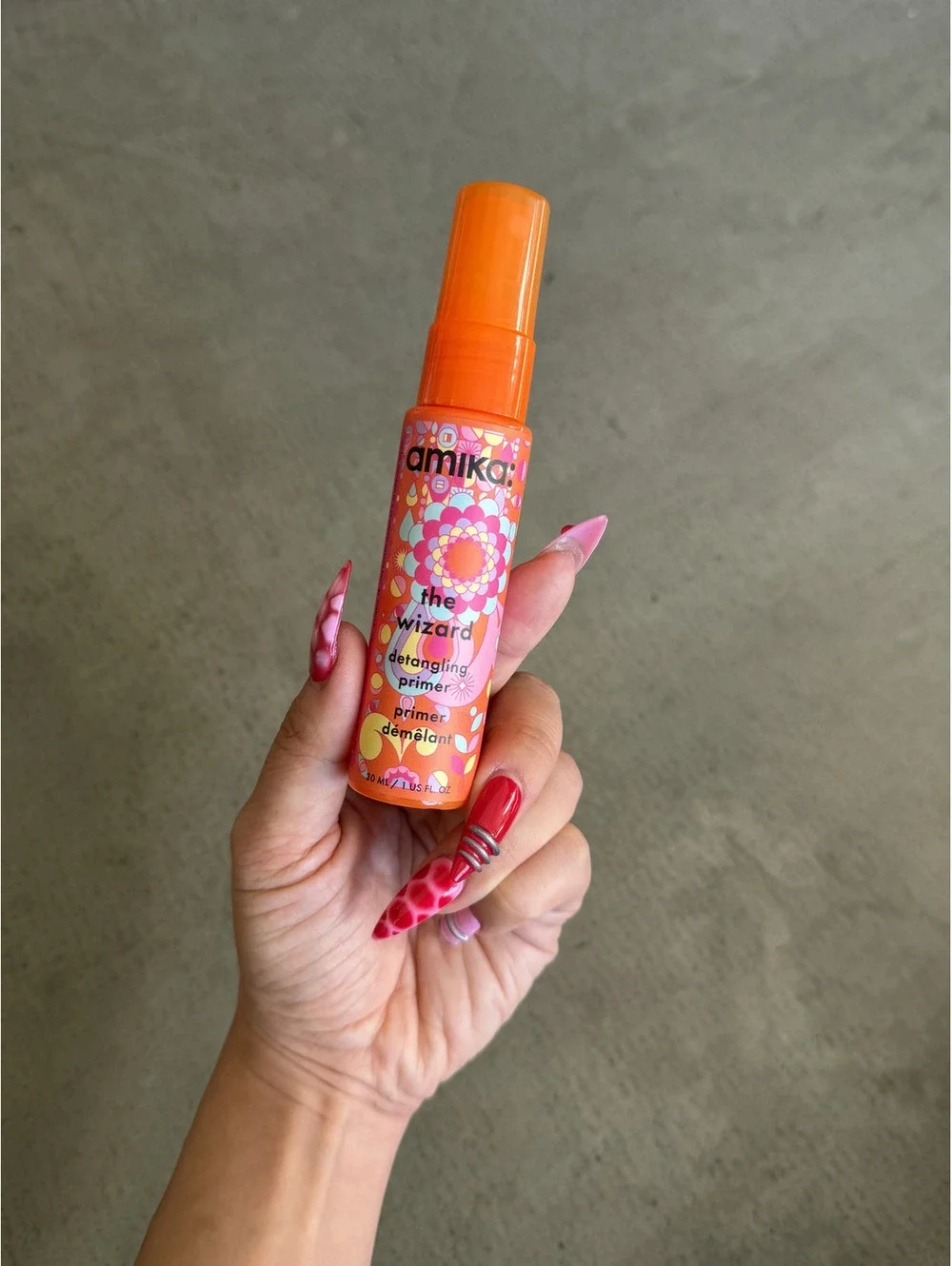Amika / The Wizard Detangling Primer Mini / 30 mL